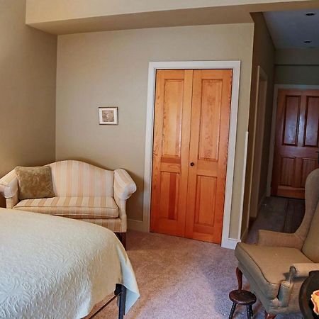 Commerce Street Brewery Hotel Mineral Point Esterno foto