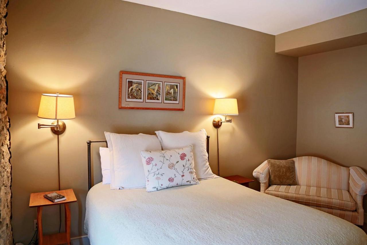 Commerce Street Brewery Hotel Mineral Point Esterno foto